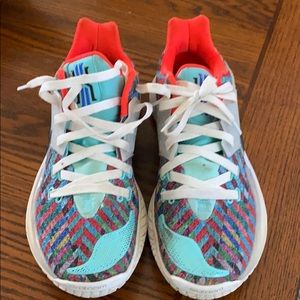 Kyrie 2 low top